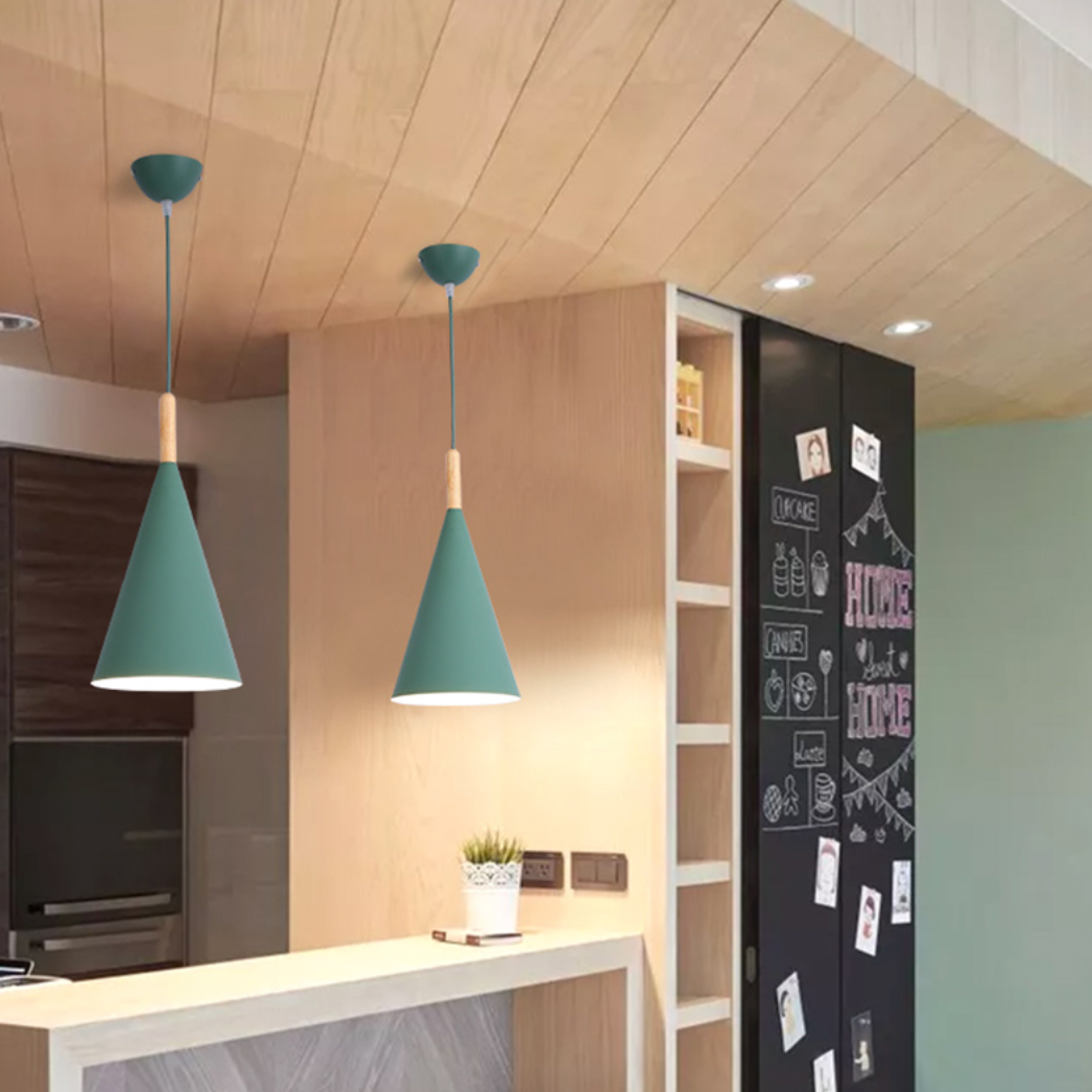 Suspension conique en métal coloré avec tige en bois – modèle Bar