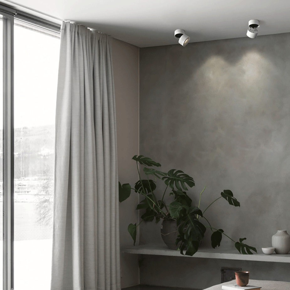 Spots LED ronds orientables au design moderne