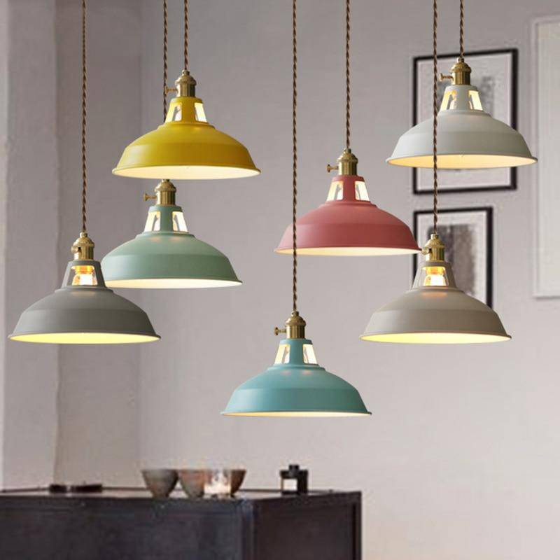 Suspension LED en métal coloré – modèle Loft