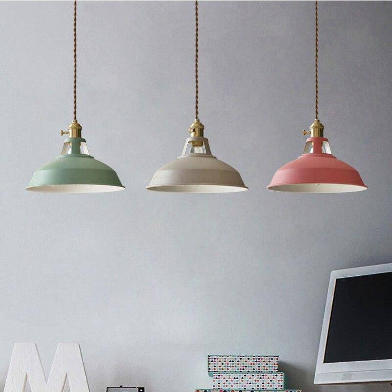 Suspension LED en métal coloré – modèle Loft